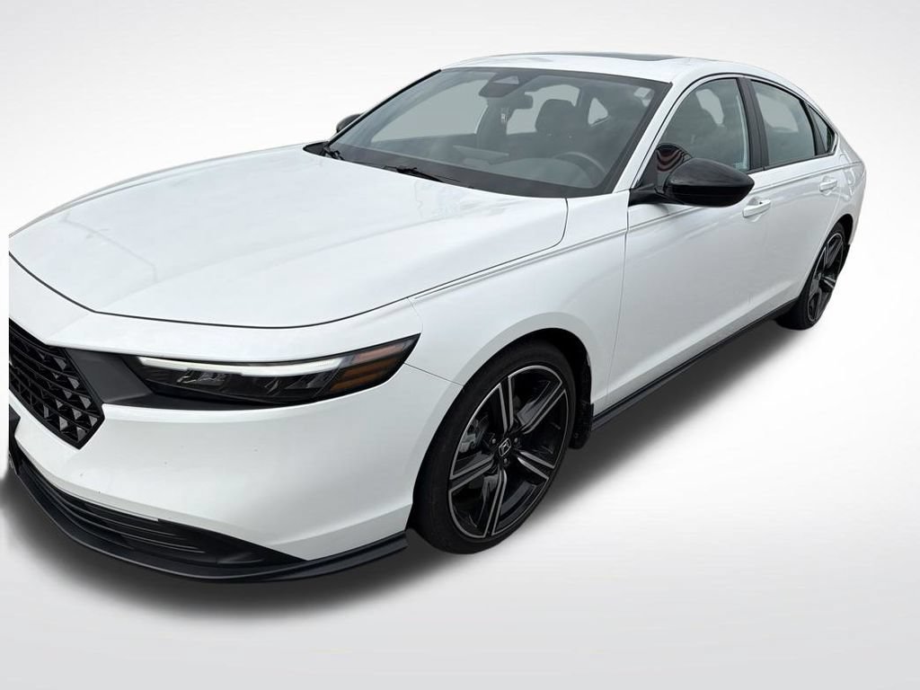 Used 2024 Honda Accord Sport image 12