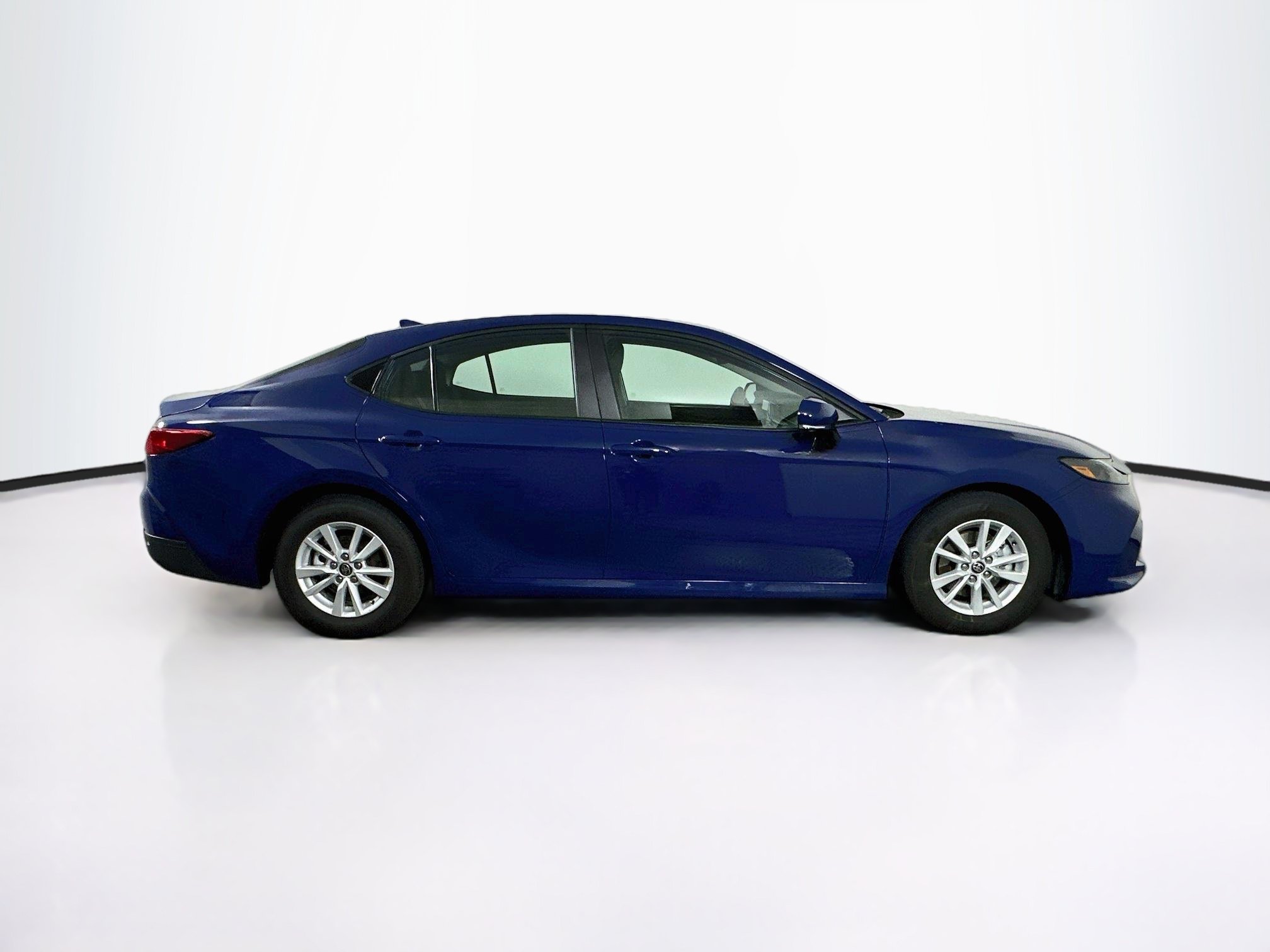 Used 2026 Toyota Camry LE FWD image 10
