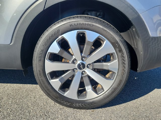 Used 2022 Kia Telluride S FWD image 7