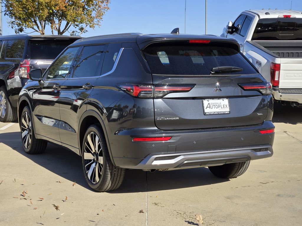 New 2026 Mitsubishi Outlander SEL AWD/4WD image 3
