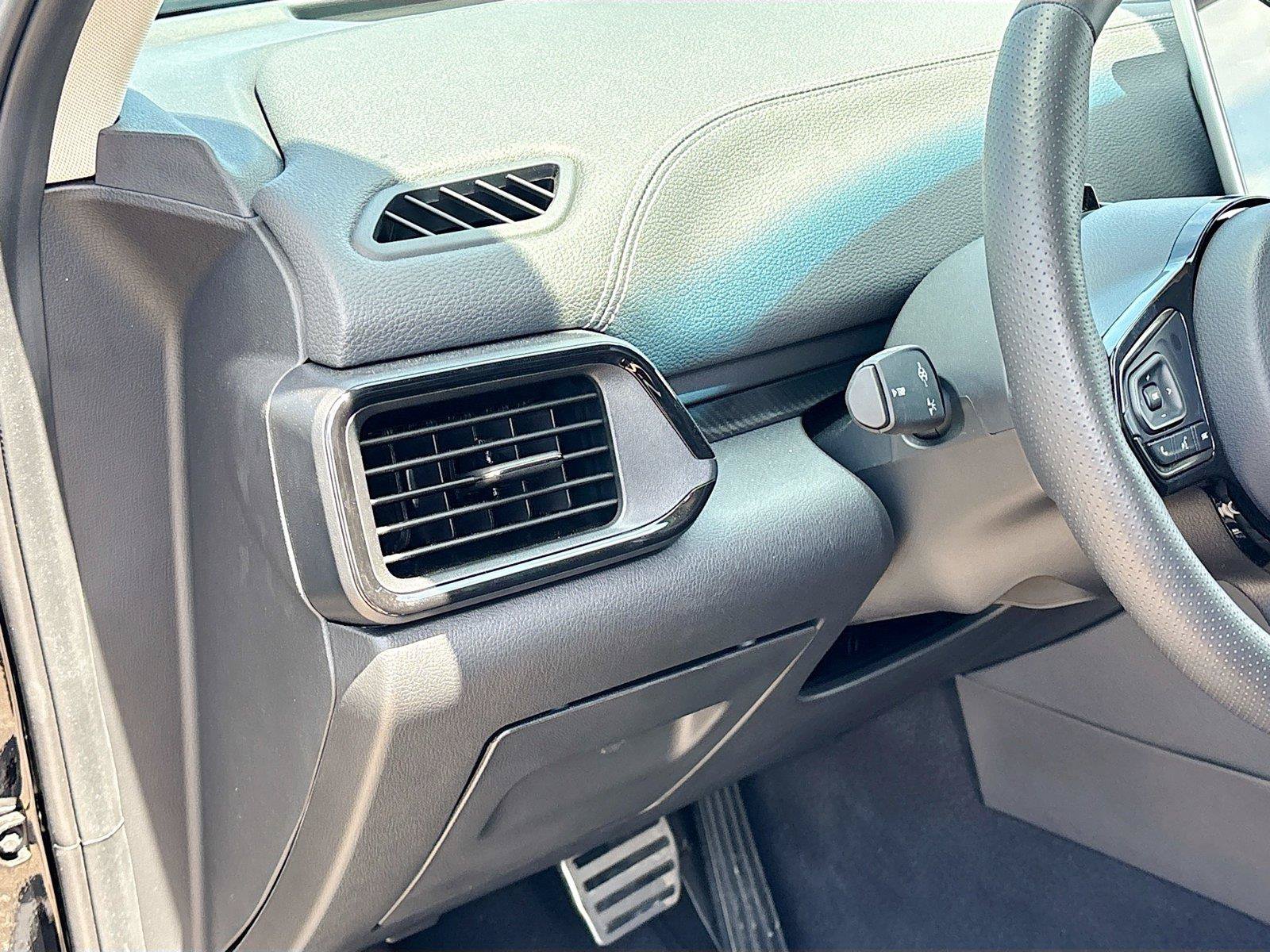 New 2025 VinFast VF 8 Eco AWD/4WD image 10