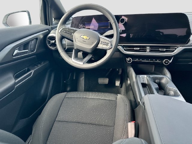 Used 2025 Chevrolet Equinox EV LT FWD image 25