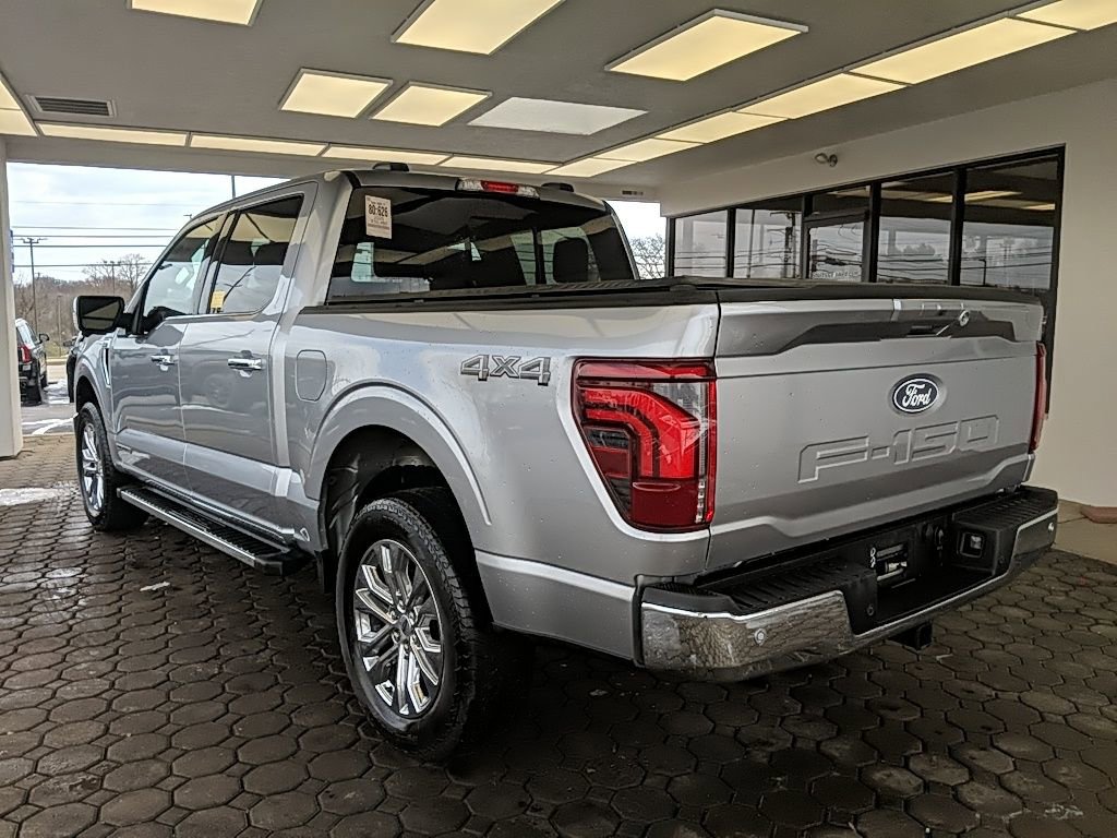 Used 2025 Ford F150 Lariat w/ Equipment Group 501A Mid image 7