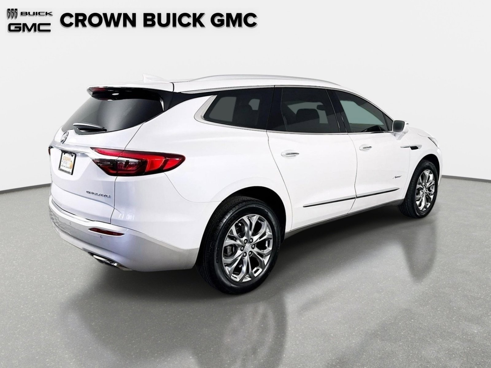 Certified 2018 Buick Enclave Avenir w/ Avenir Technology Package FWD image 5