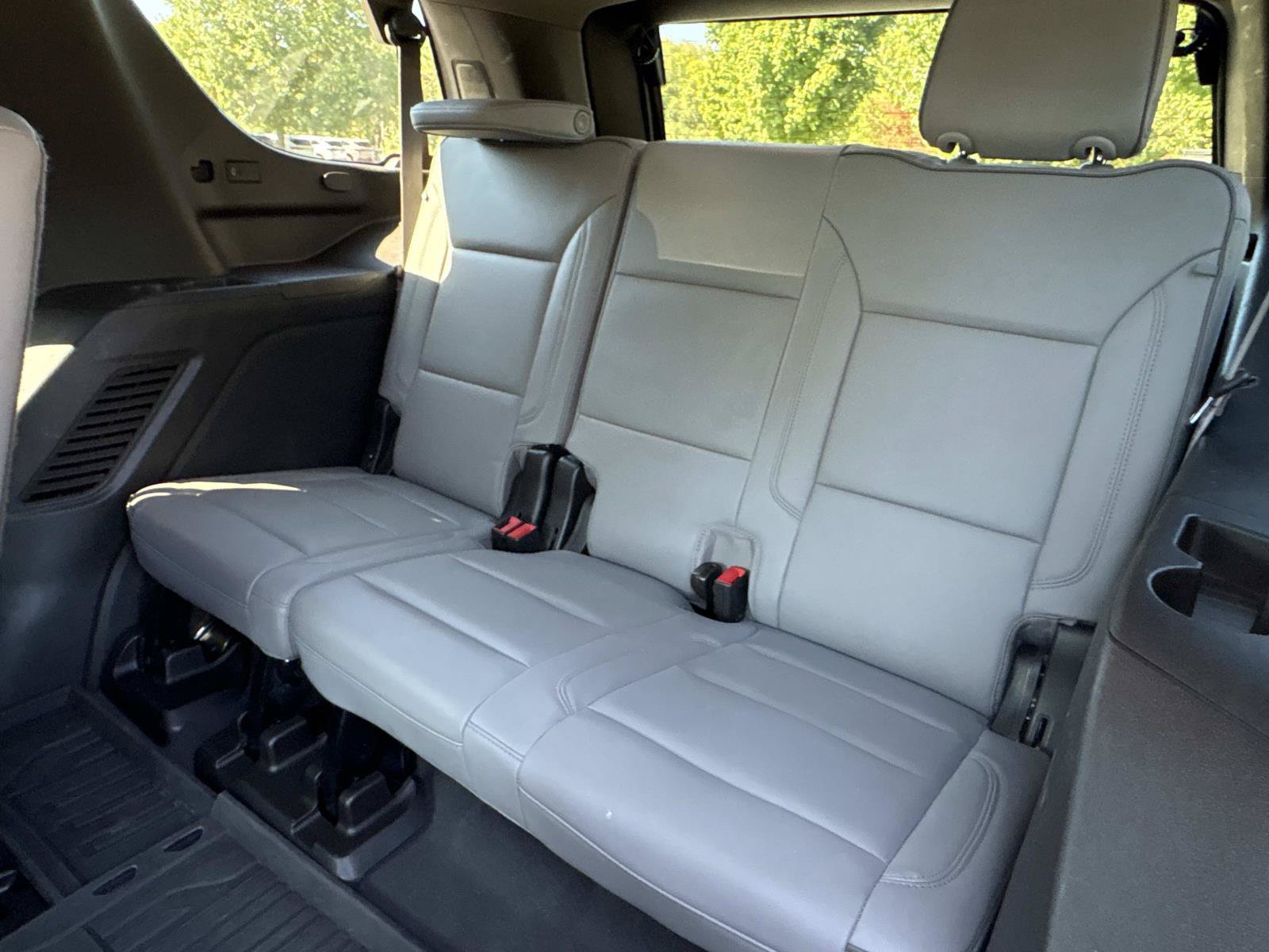 Used 2024 GMC Yukon SLT w/ Max Trailering Package AWD/4WD image 31