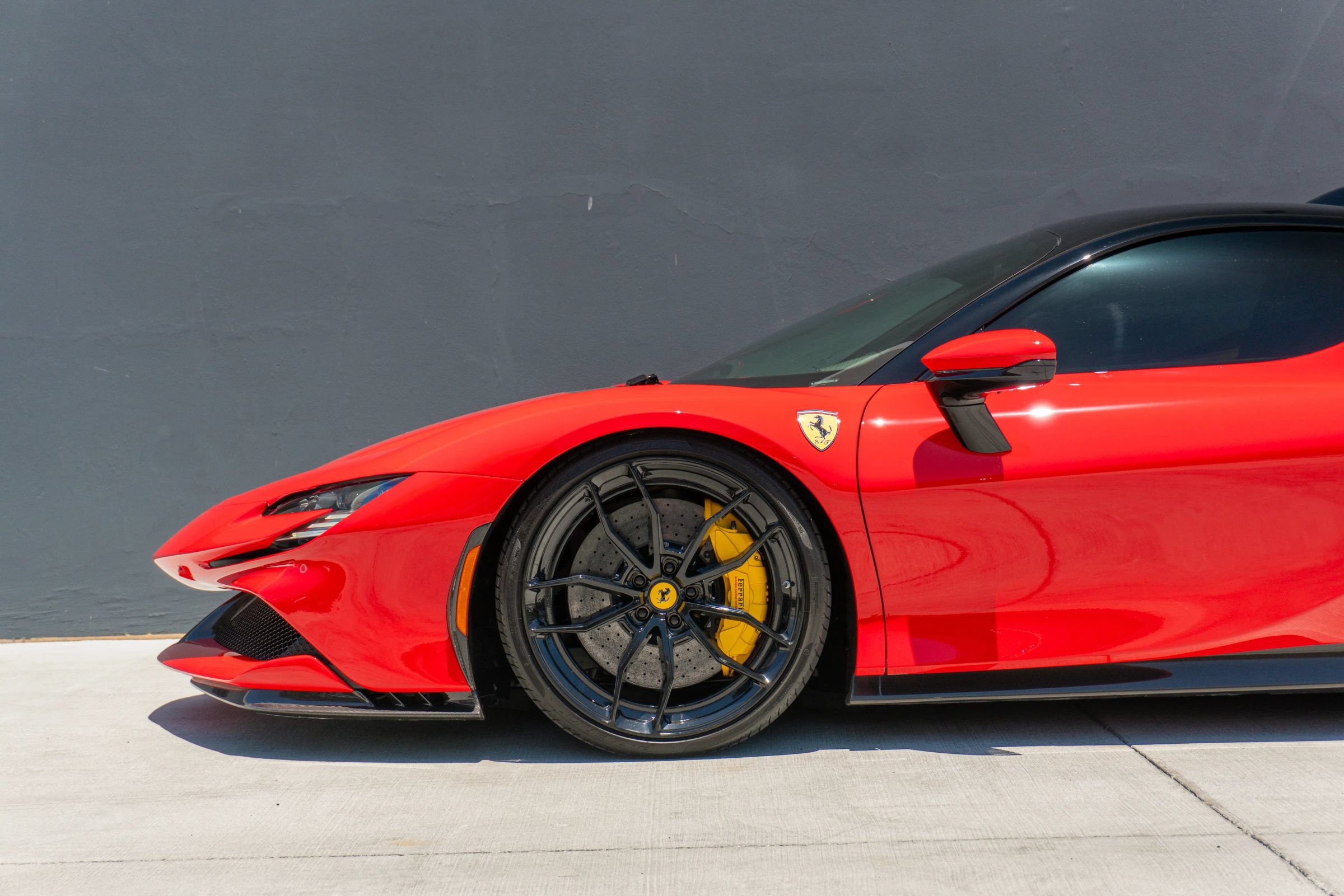 Used 2021 Ferrari SF90 Stradale AWD/4WD image 23