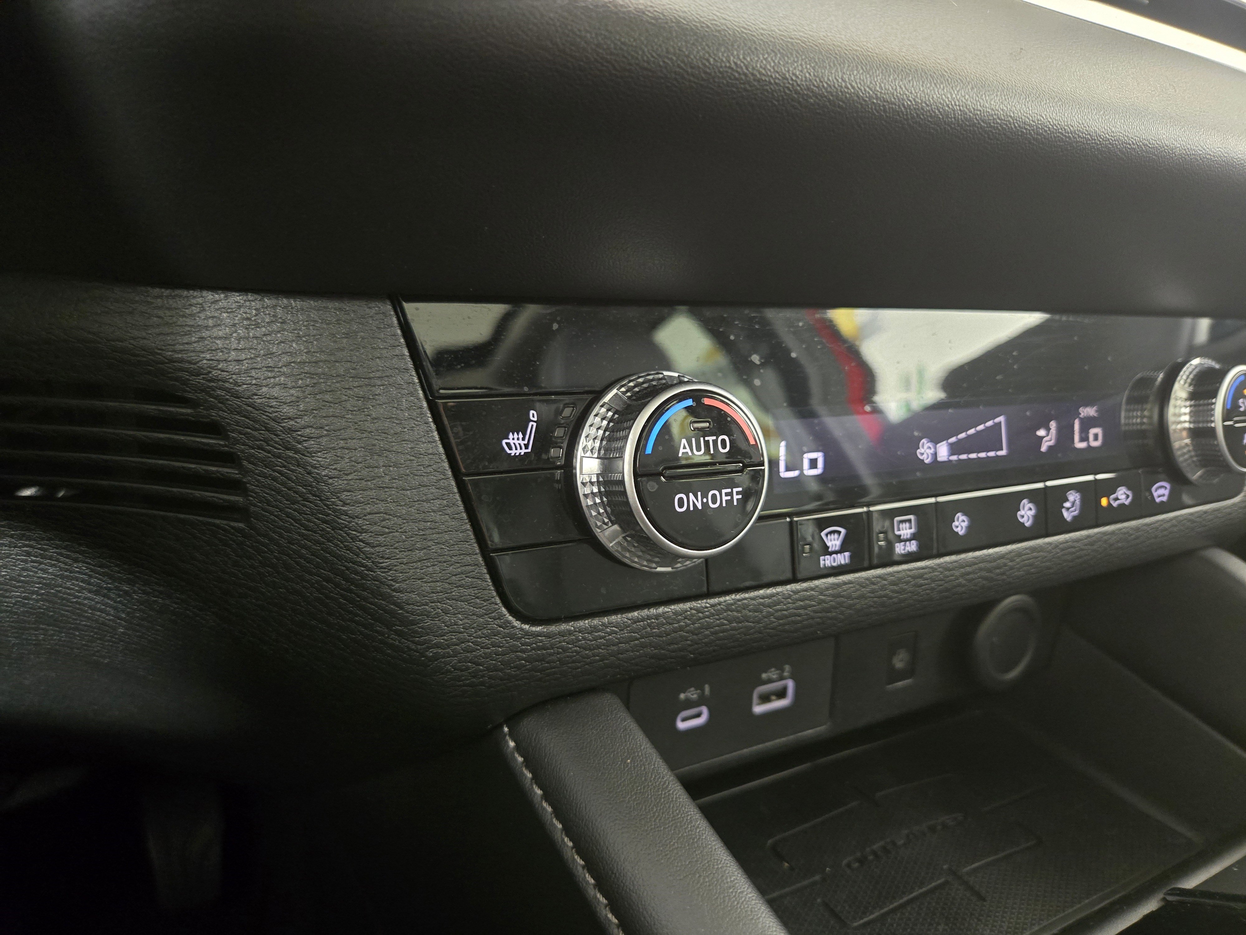 Used 2022 Mitsubishi Outlander SE AWD/4WD image 27
