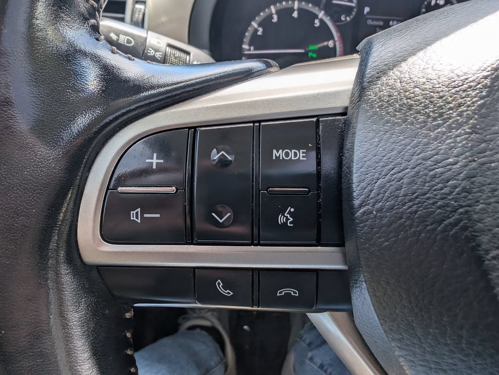 Used 2021 Lexus GX 460 Premium w/ Premium Package AWD/4WD image 29