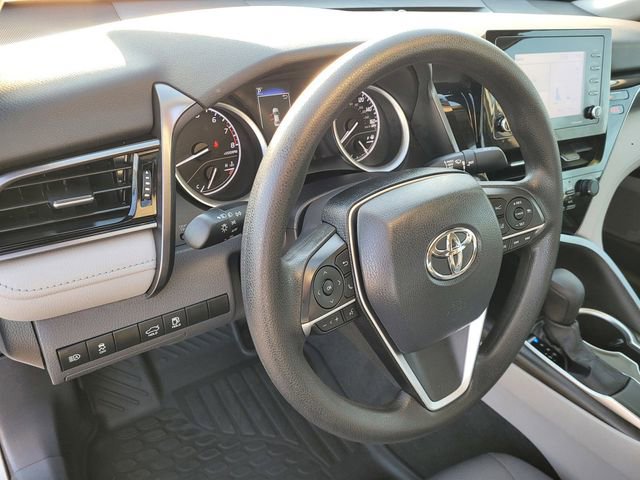 Used 2021 Toyota Camry LE image 23