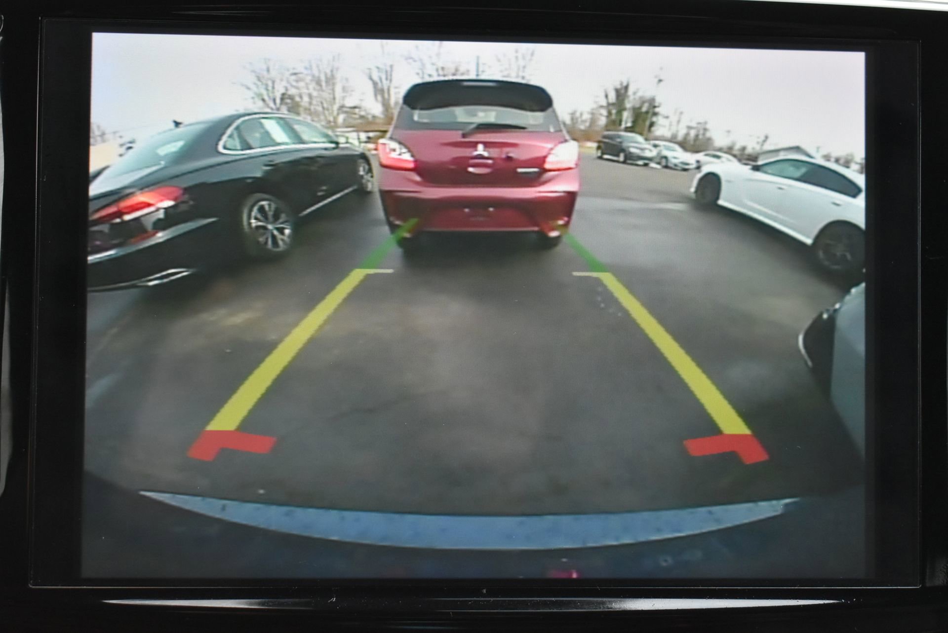 Used 2021 Chrysler Pacifica Touring w/ S Appearance Package image 26