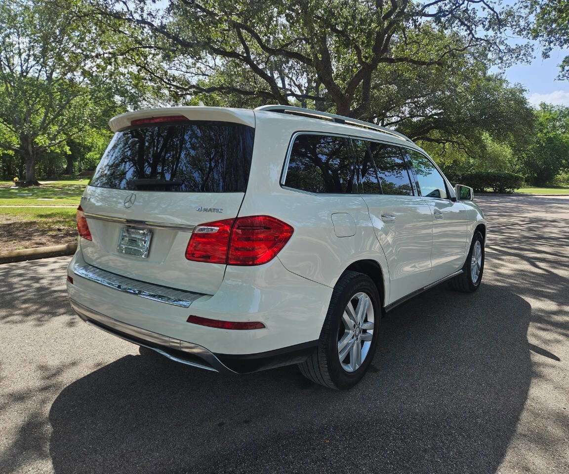 Used 2013 Mercedes-Benz GL 450 4MATIC image 4