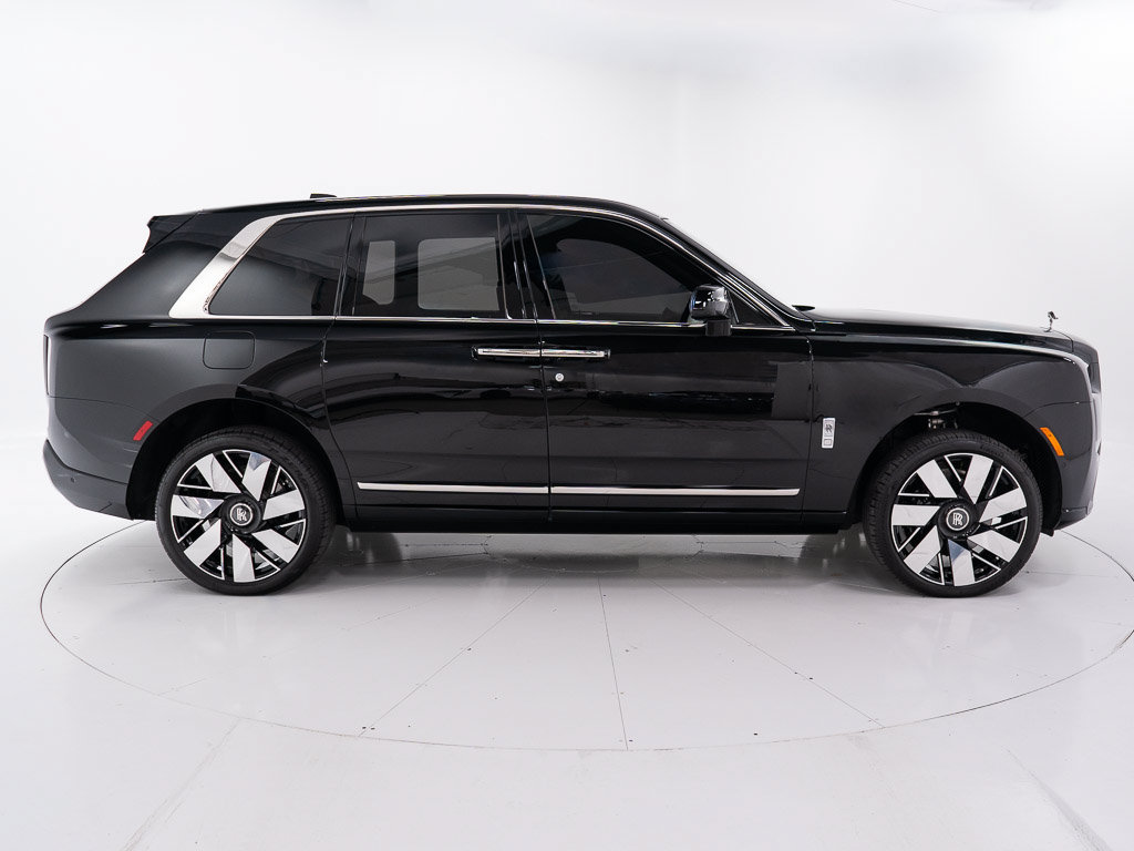 Certified 2026 Rolls-Royce Cullinan w/ Interior Detailing Package AWD/4WD image 6