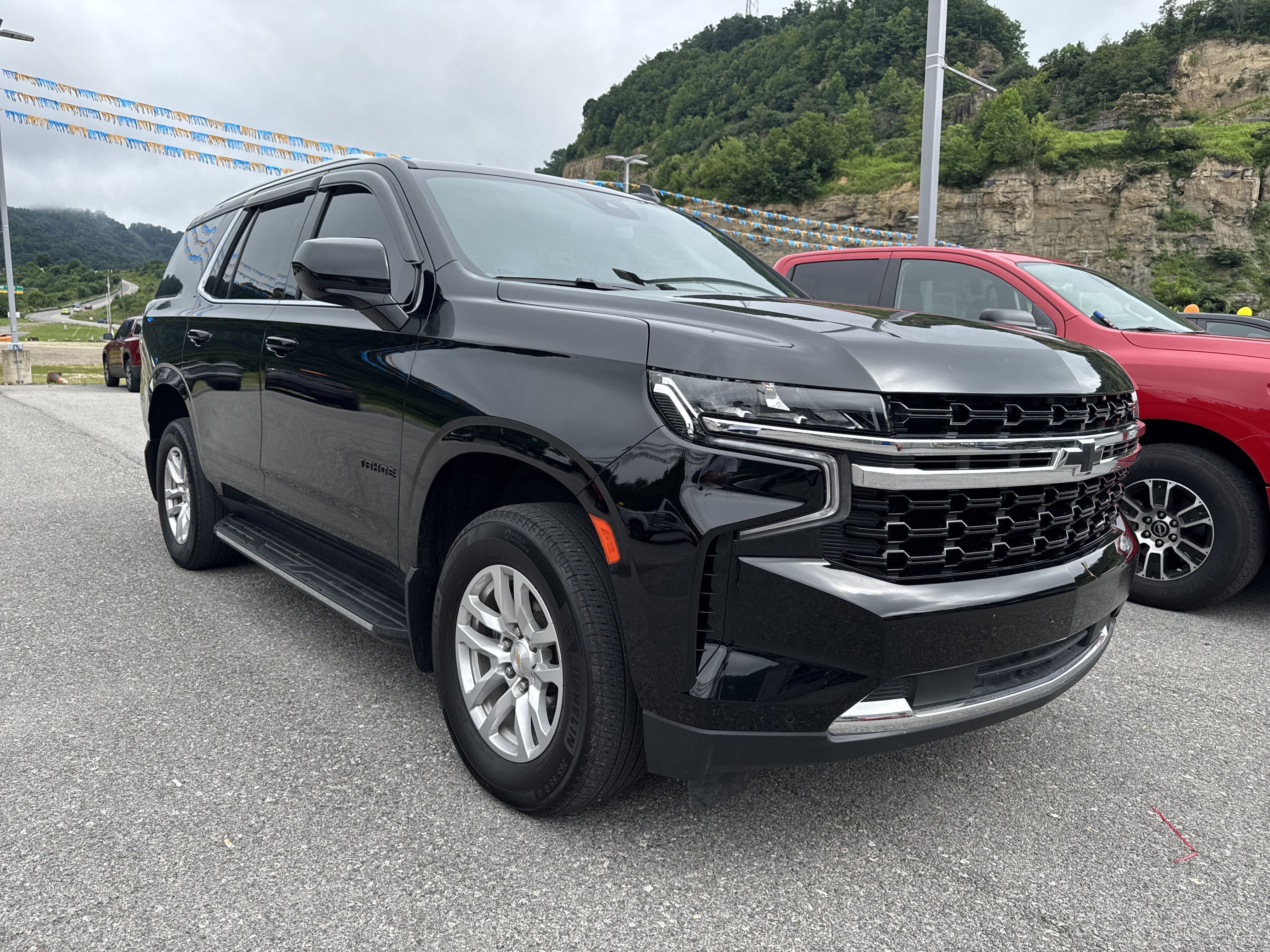 Used 2024 Chevrolet Tahoe LS w/ Driver Alert Package AWD/4WD image 4