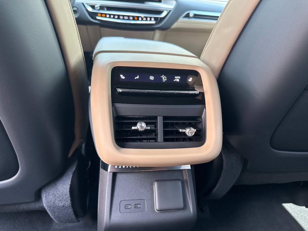 New 2025 Cadillac Lyriq Sport w/ Nappa Leather Package image 16