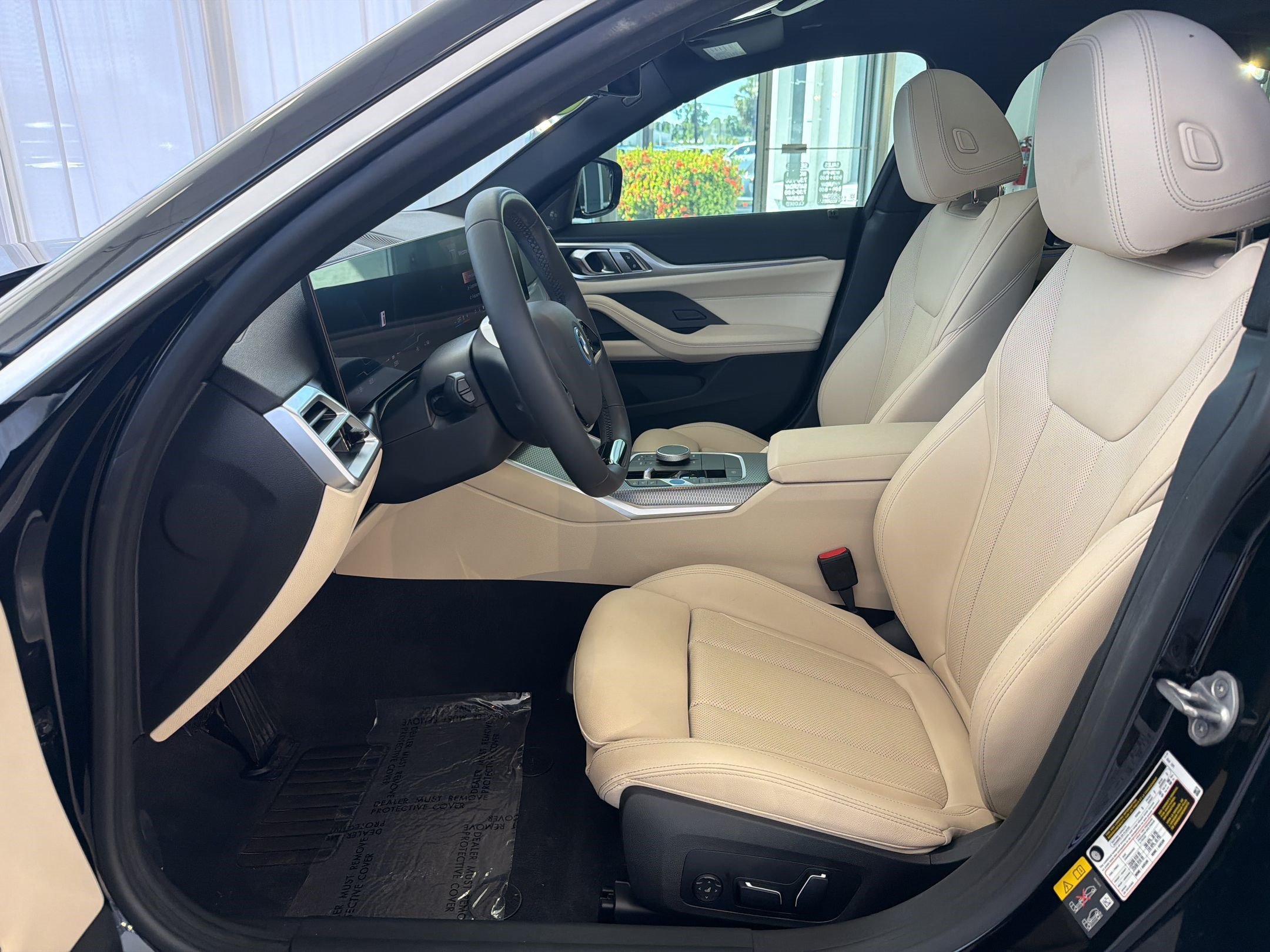 Used 2025 BMW i4 eDrive40 w/ Premium Package RWD image 5
