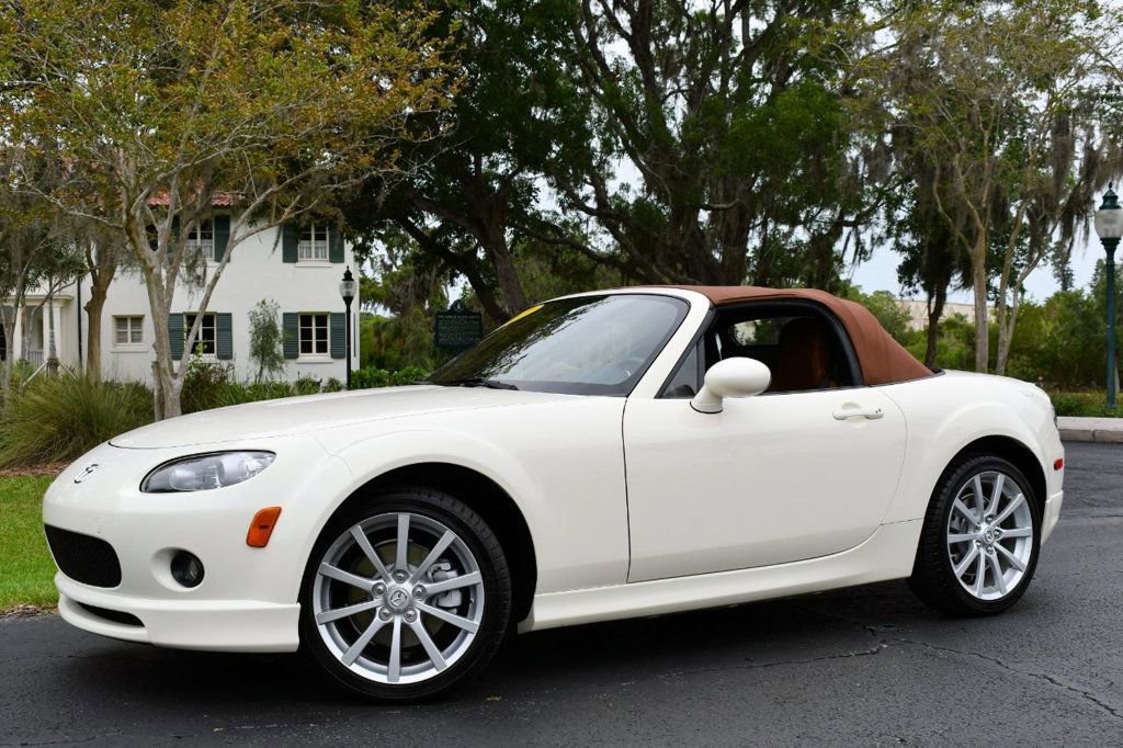 Used 2007 MAZDA MX-5 Miata Grand Touring w/ Premium Pkg image 19