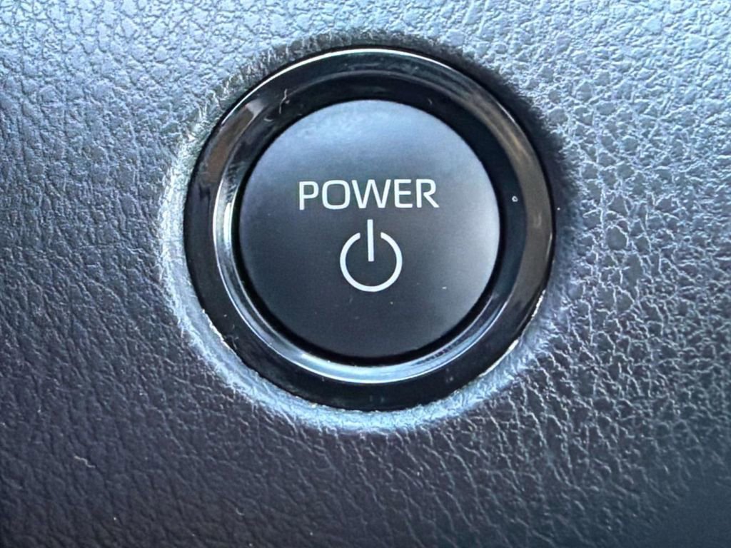 Certified 2025 Toyota Camry LE w/ Convenience Package image 19