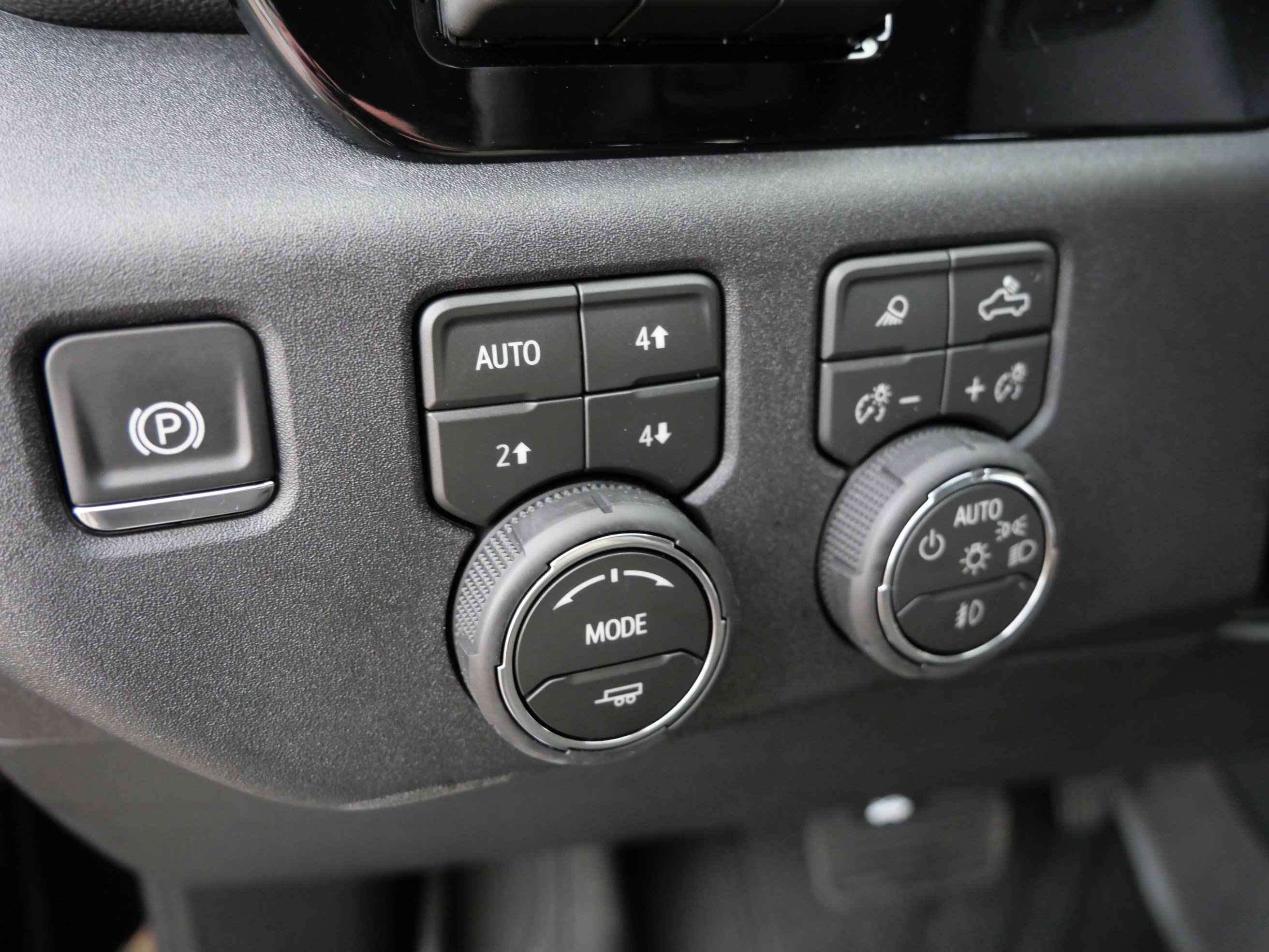 Used 2026 Chevrolet Silverado 1500 High Country AWD/4WD image 28