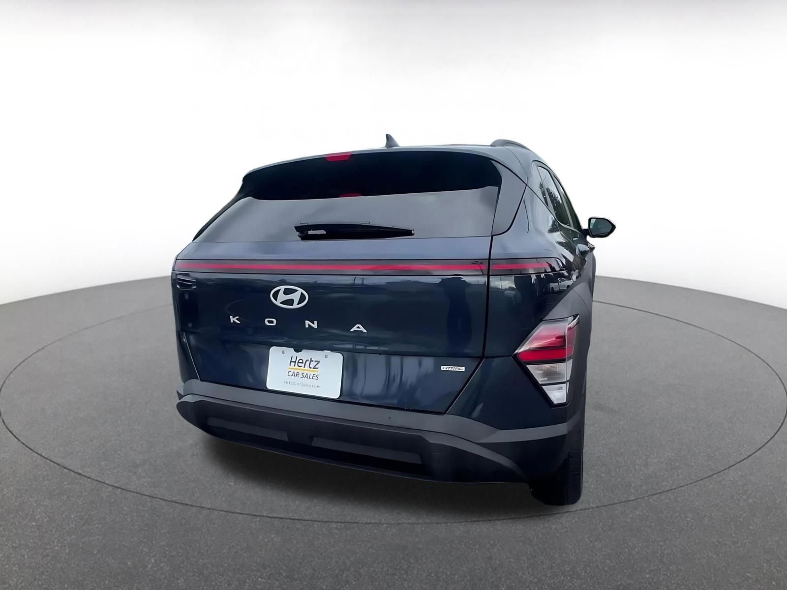 Used 2025 Hyundai Kona SEL image 14