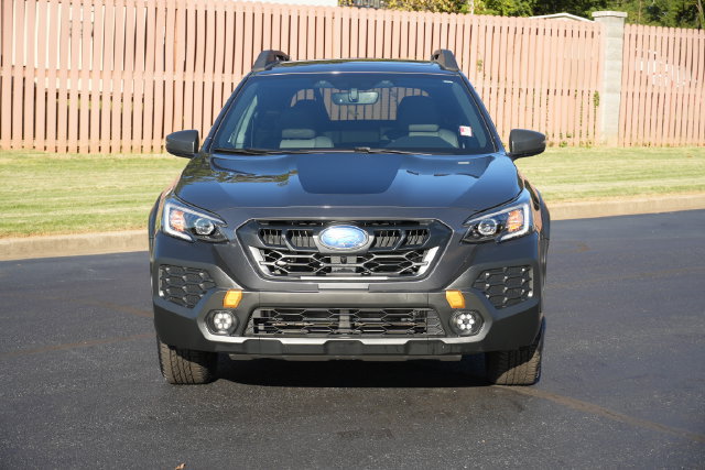 Used 2025 Subaru Outback Wilderness AWD/4WD image 2