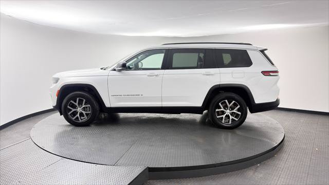 Used 2024 Jeep Grand Cherokee L Limited w/ Luxury Tech Group II AWD/4WD image 3