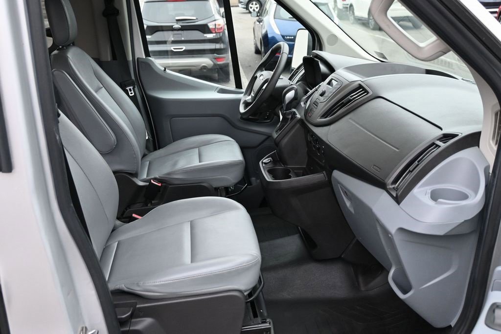 Used 2019 Ford Transit 350 XL image 31