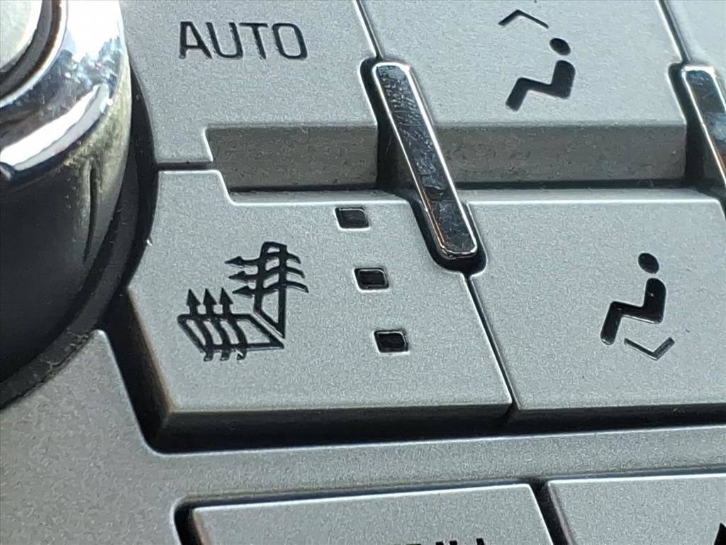 Used 2013 GMC Terrain SLE w/ Chrome Package image 10