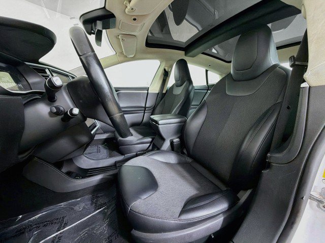 Used 2014 Tesla Model S 85 RWD image 18