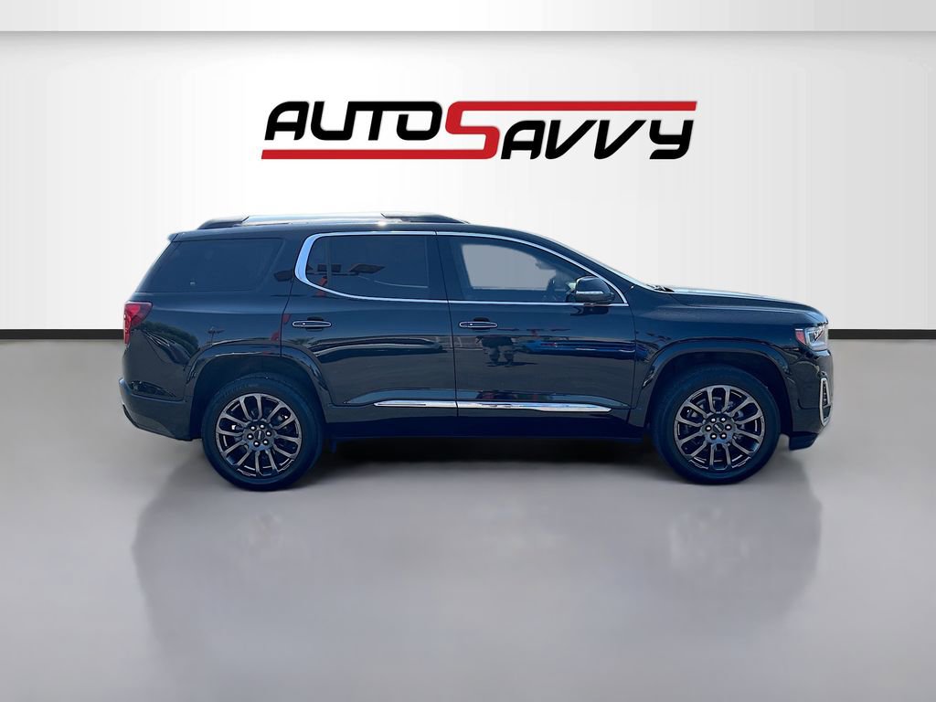 Used 2022 GMC Acadia Denali w/ Black Diamond Edition image 8