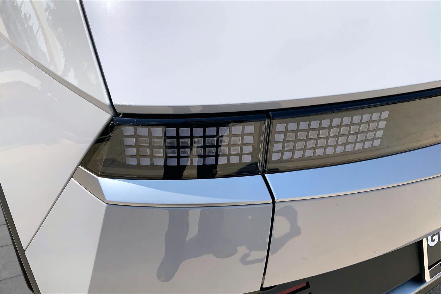New 2026 Hyundai Ioniq 5 SEL RWD image 14
