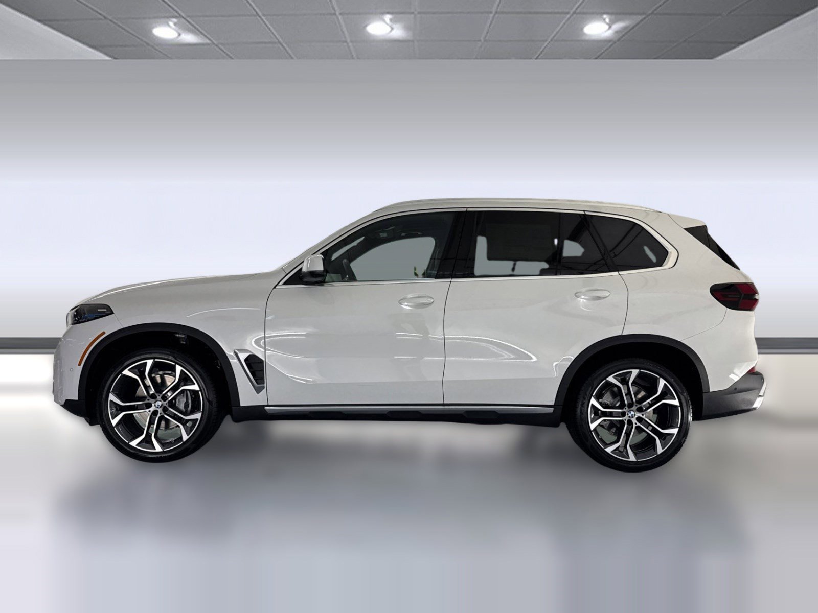 Used 2026 BMW X5 sDrive40i w/ Climate Comfort Package RWD image 2