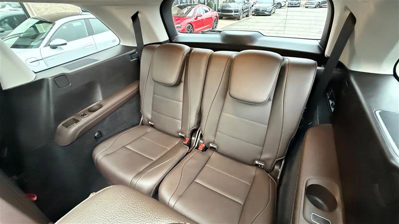 Used 2023 Mercedes-Benz GLS 450 4MATIC w/ AMG Line Exterior image 22