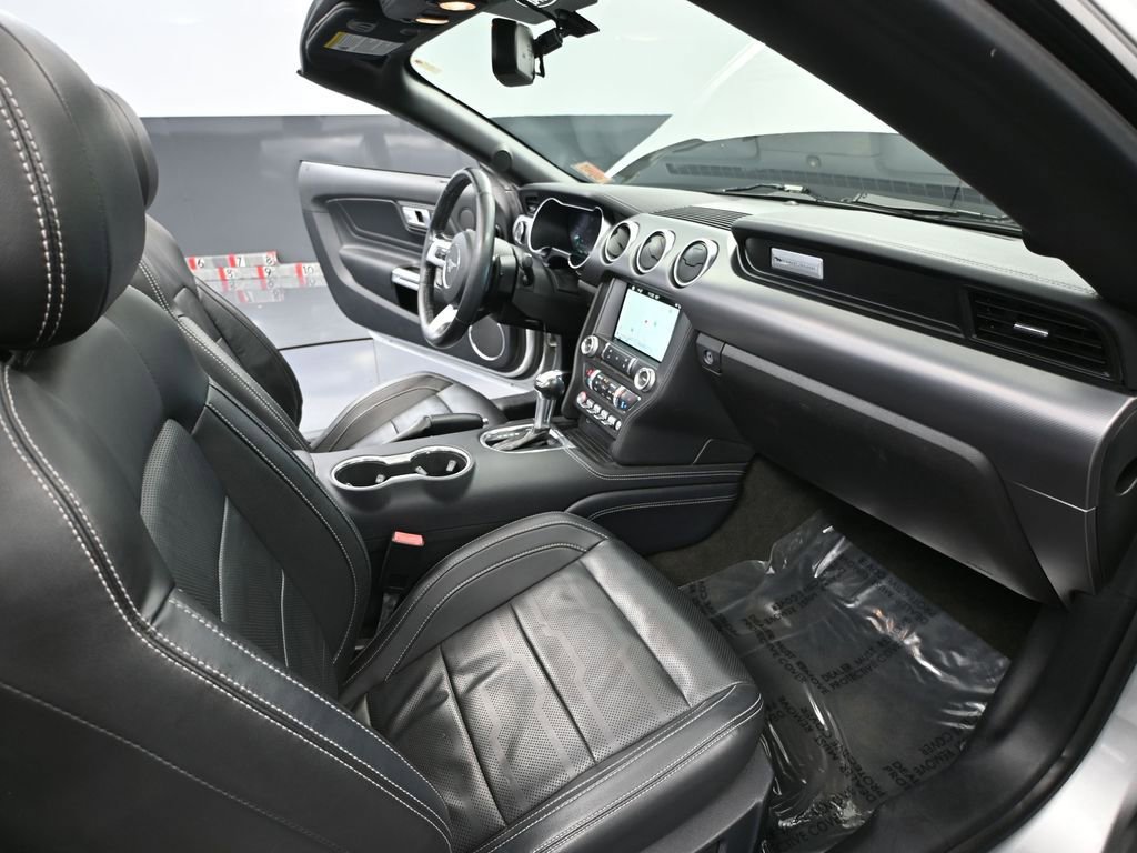 Used 2018 Ford Mustang Premium w/ Equipment Group 201A image 46