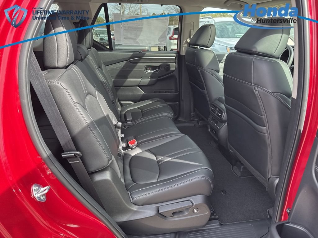 New 2026 Honda Pilot Touring image 14