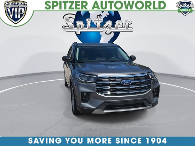 Used 2025 Ford Explorer Active w/ Active Comfort Package AWD/4WD image 3