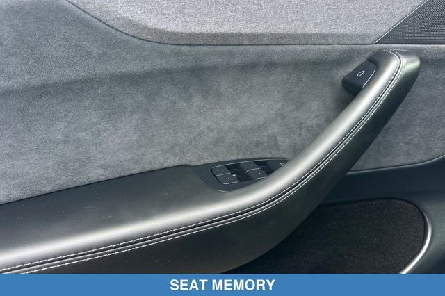 Used 2026 Tesla Model Y 2WD image 12