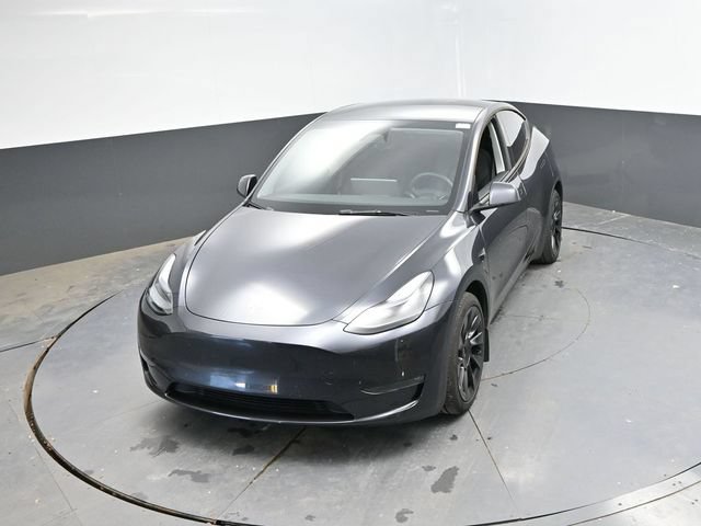 Used 2024 Tesla Model Y Long Range AWD/4WD image 31