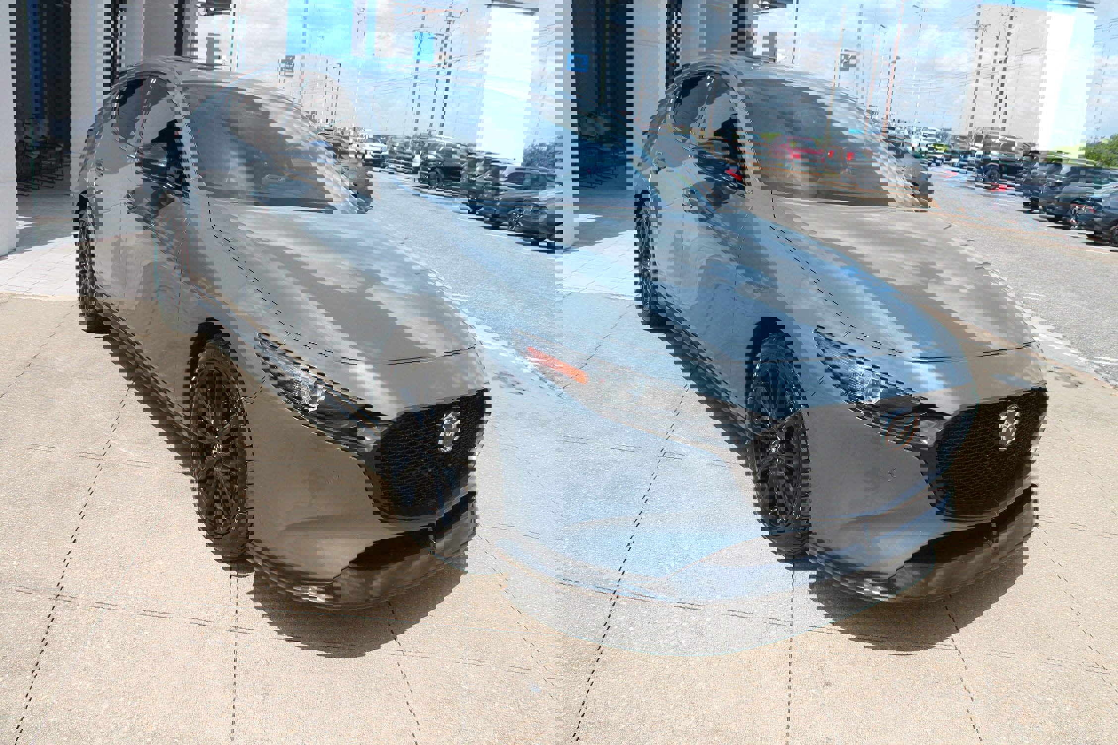 Used 2021 MAZDA MAZDA3 Hatchback w/Premium Plus Pkg image 1