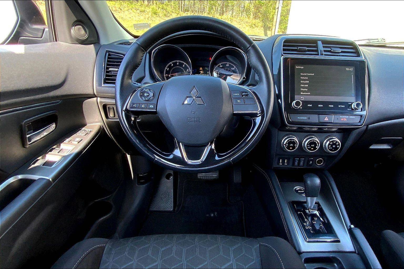Used 2021 Mitsubishi Outlander Sport SE AWD/4WD image 5
