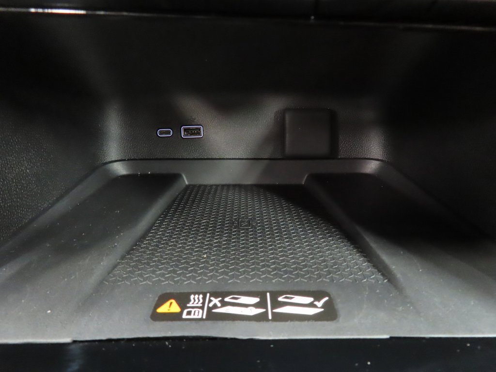 Used 2024 Chevrolet Traverse RS w/ LPO, Floor Liner Package image 62