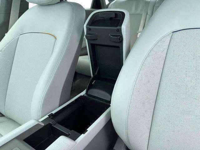 New 2025 Hyundai Ioniq 6 SEL AWD/4WD image 18