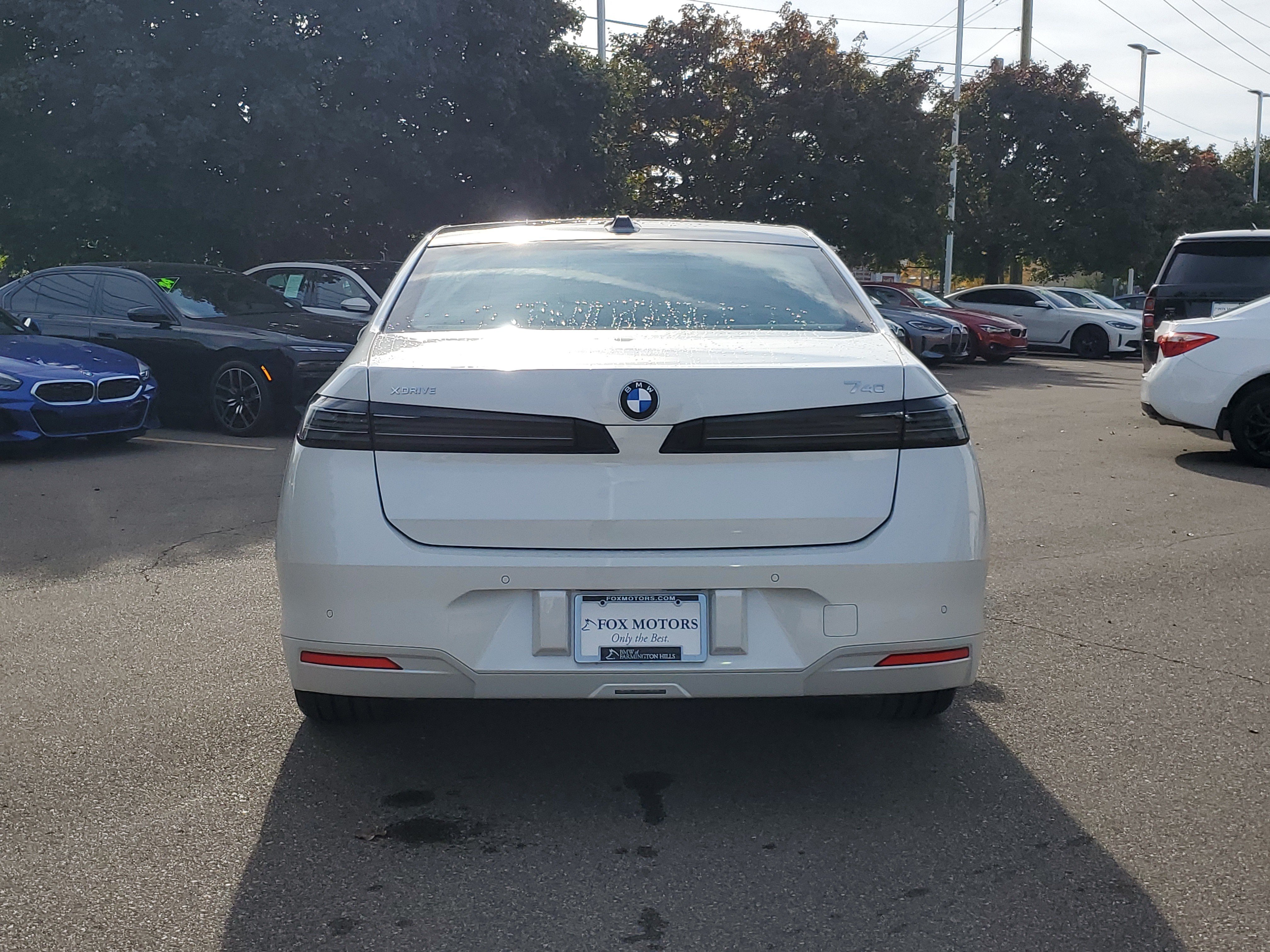 New 2027 BMW 740i xDrive w/ Premium Package AWD/4WD image 4