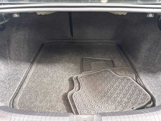 Used 2023 Volkswagen Jetta SE image 26