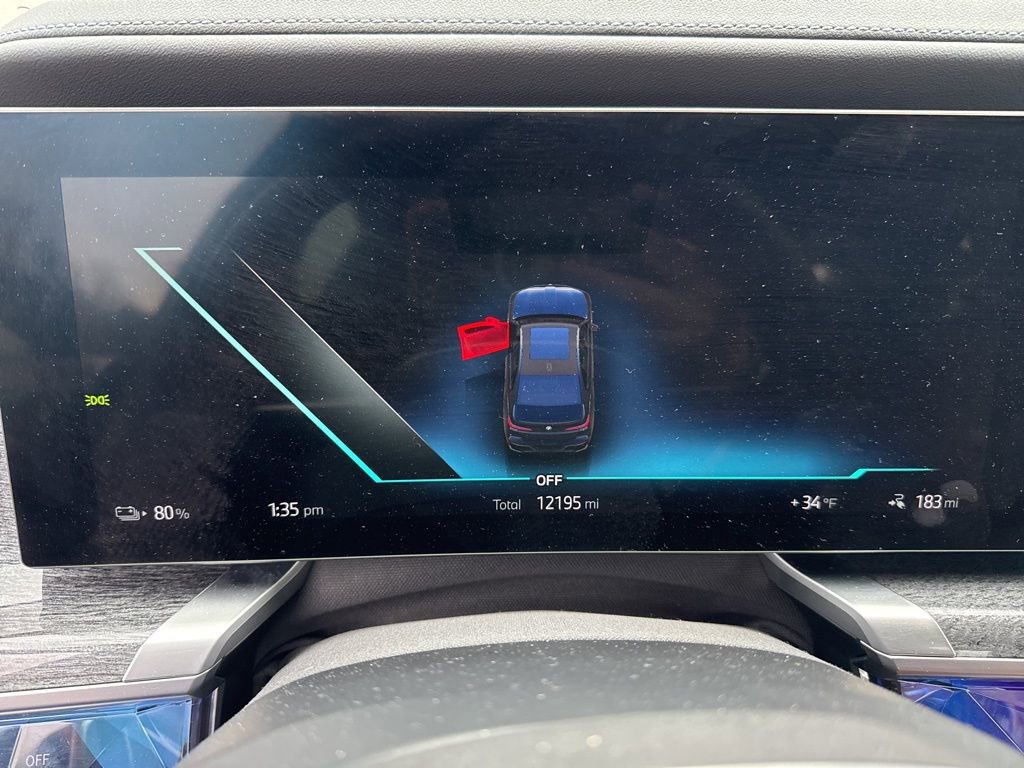 Used 2023 BMW i7 xDrive60 image 13