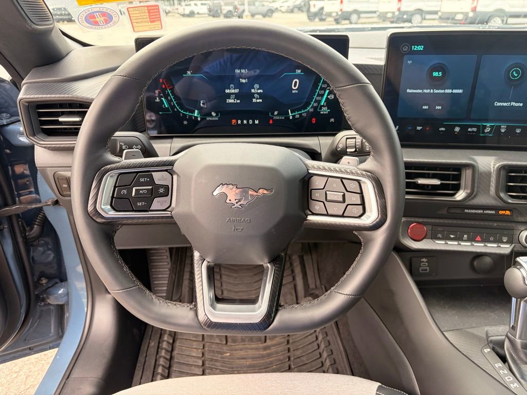 Used 2025 Ford Mustang GT RWD image 18