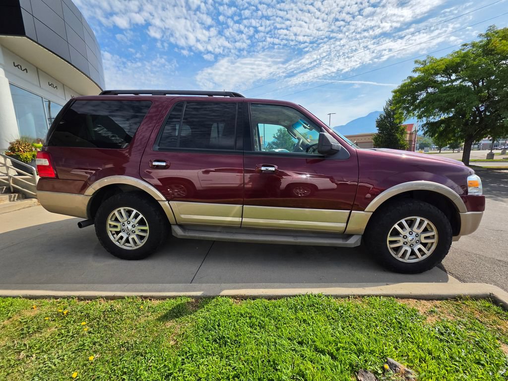 Used 2012 Ford Expedition XLT AWD/4WD image 4