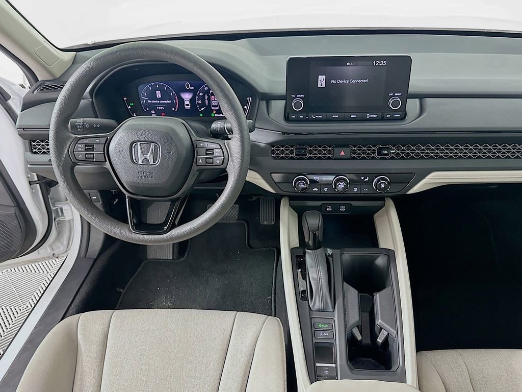Certified 2025 Honda Accord LX image 19