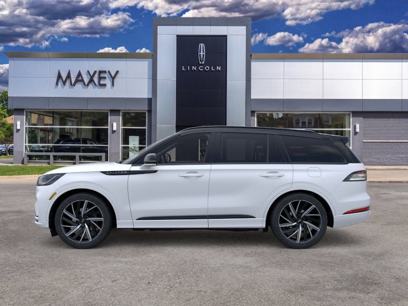 New 2026 Lincoln Aviator Black Label AWD/4WD image 3