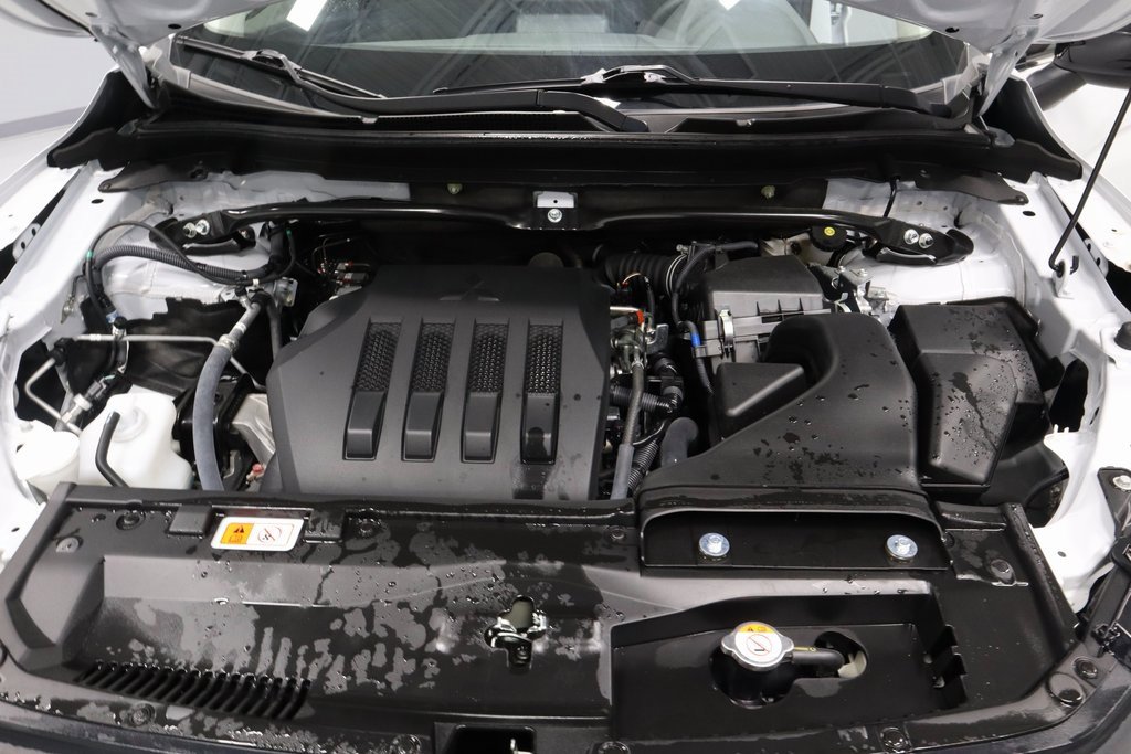 Used 2024 Mitsubishi Eclipse Cross LE image 14