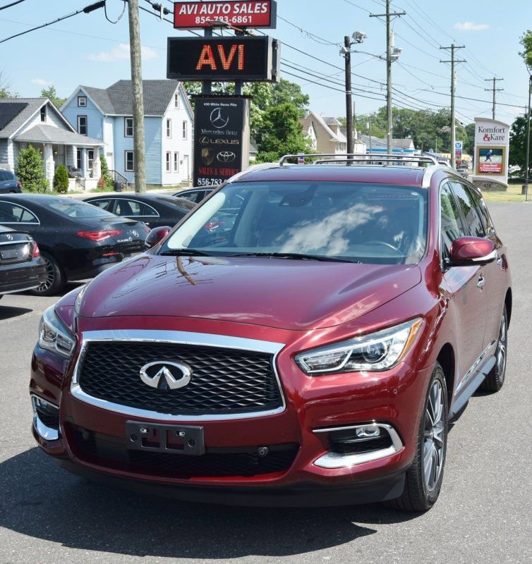 Used 2019 INFINITI QX60 Luxe w/ Sensory Package